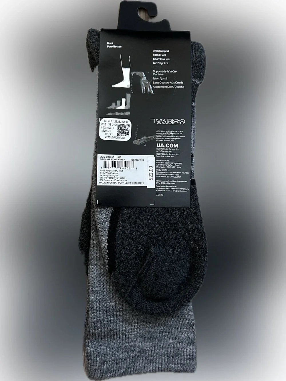 Under Armour Men’s Gray & Black Hitch All Season Cushioned Socks Size 8-12